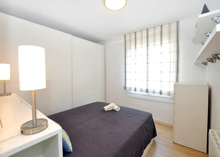 In With Stunning Sea Views شقة *