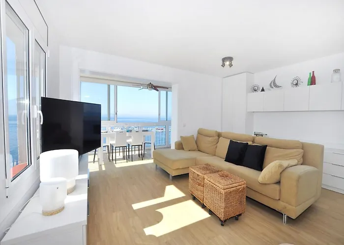 In With Stunning Sea Views روساس