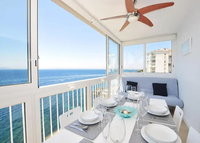 In With Stunning Sea Views روساس