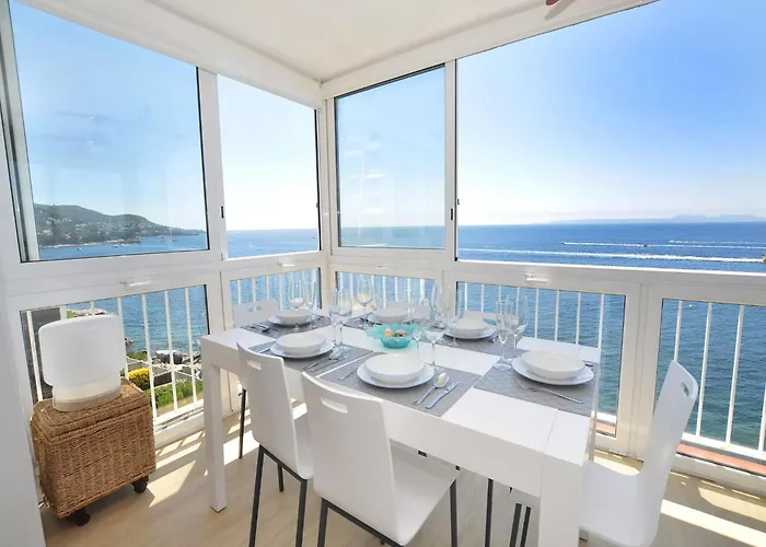 شقة In With Stunning Sea Views *